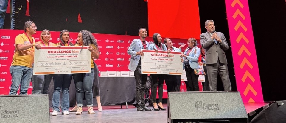 Categoría Raíz: primer y segundo lugar juntos